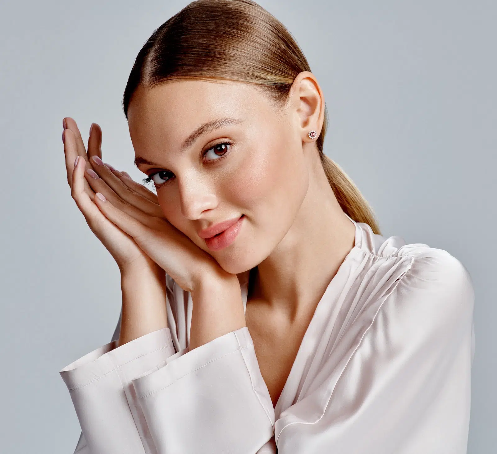 beautiful natural young woman